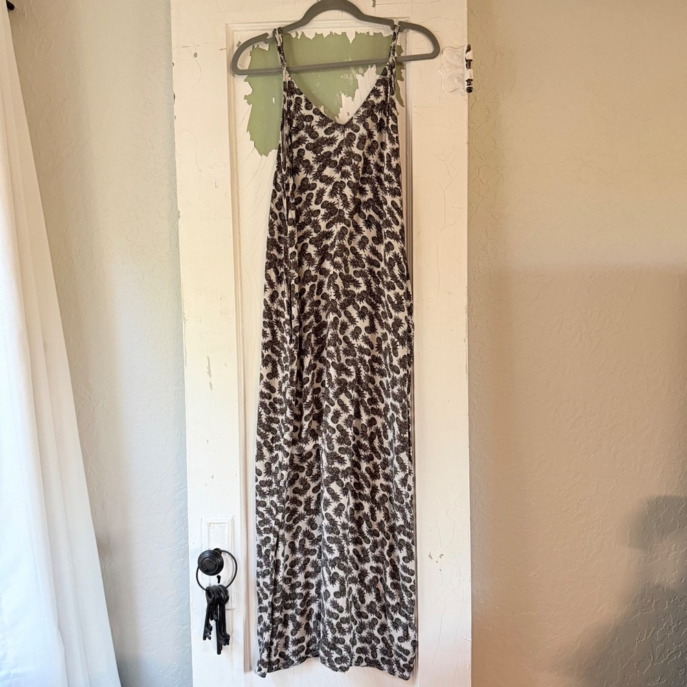 By Together Pineapple Print Maxi Dress White Black S/M Spaghetti Strap V-Neck